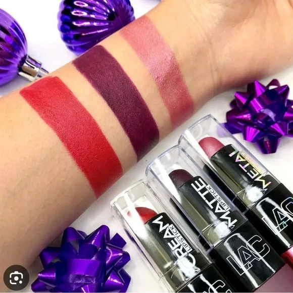 la colors Other - LA Colors Starlet Matte Lipstick